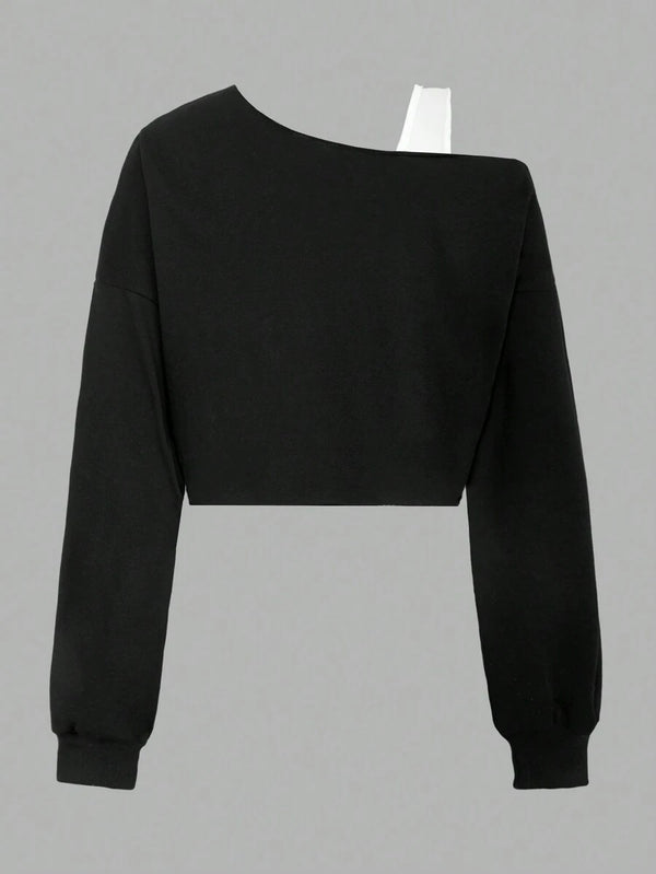 Ribbon Embroidered Sweatshir