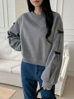 Bow Loose Fit Crew Neck - 3