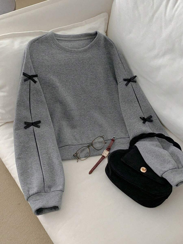 Bow Loose Fit Crew Neck