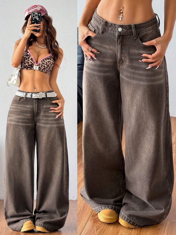 Pocketed Wide-Leg Jeans