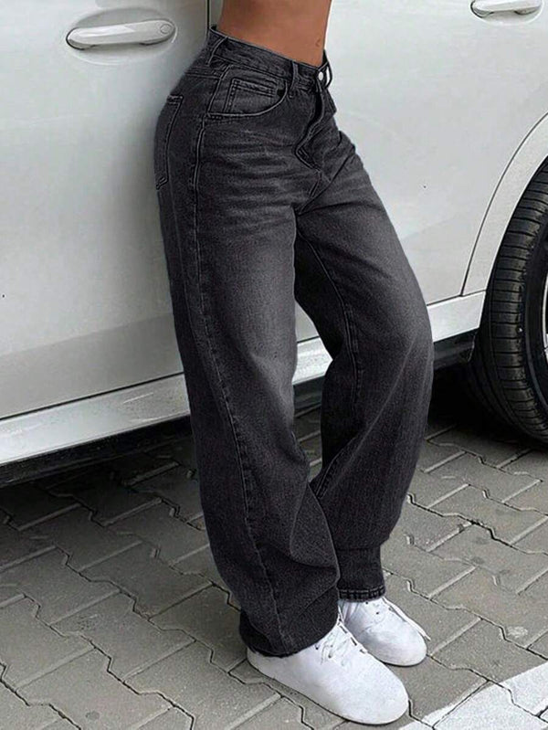 Loose Straight-Leg Jeans