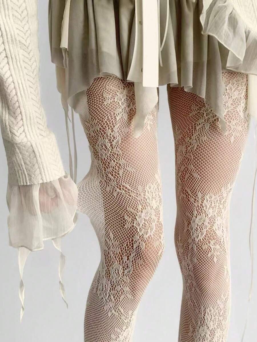 Kawaii Flower Patterned Elastic Fishnet Stockings