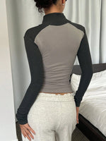 Zip-Up Contrast Raglan Crop Top - 5