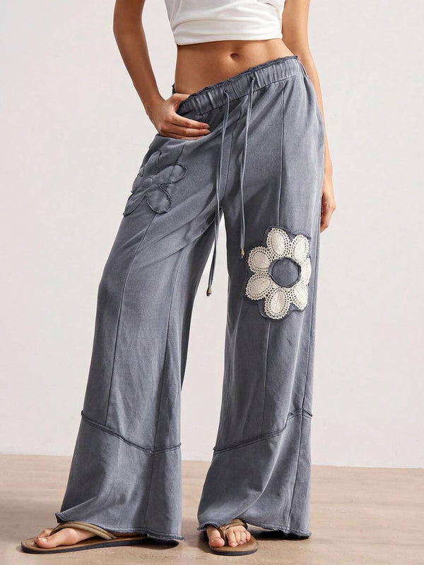 Plus Size Floral Appliqué Wide-Leg Pants