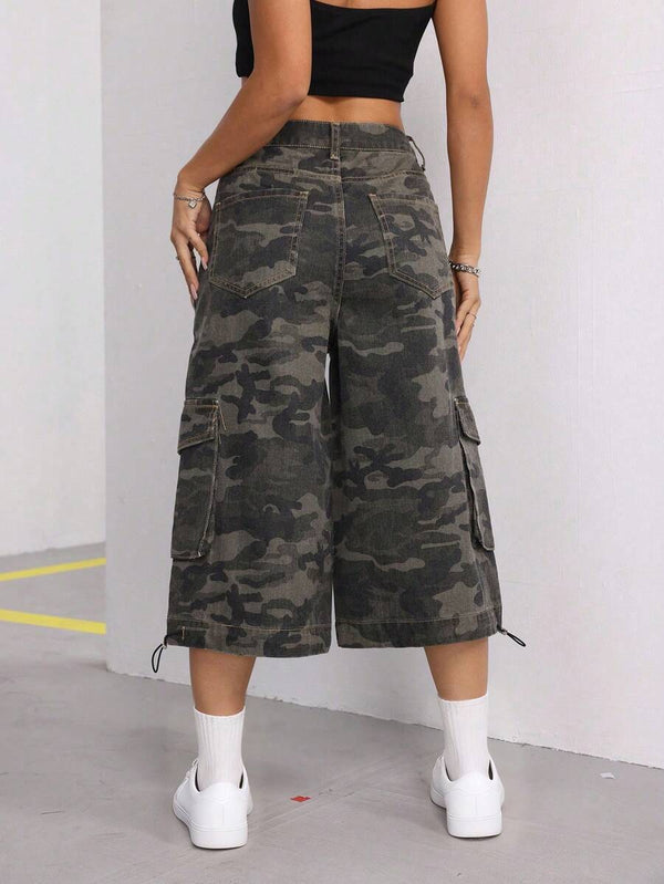 Camouflage Patterned Loose Denim Pants