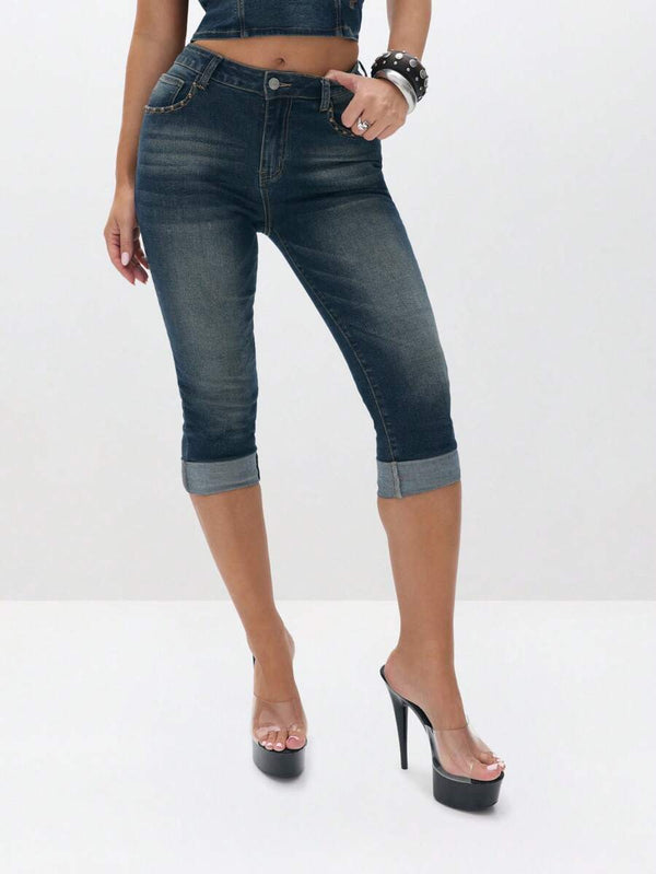 Mid-Rise Turn-Up Capri Jeans