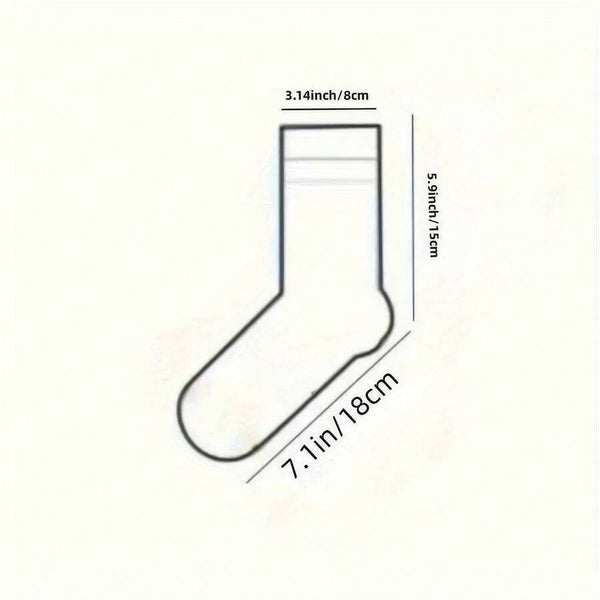 White Heart Embroidered Ankle Socks